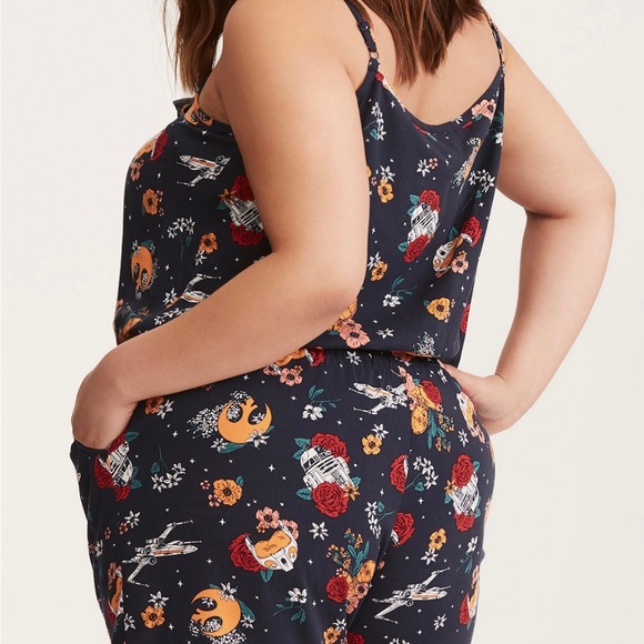 Torrid Her Universe Star Wars Romper 4 X - Picture 2 of 5